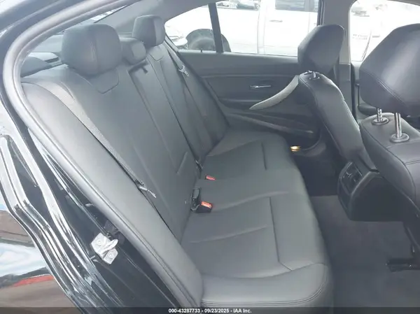 WBA8A9C50GK619172 2016 BMW 3ER - Image 8