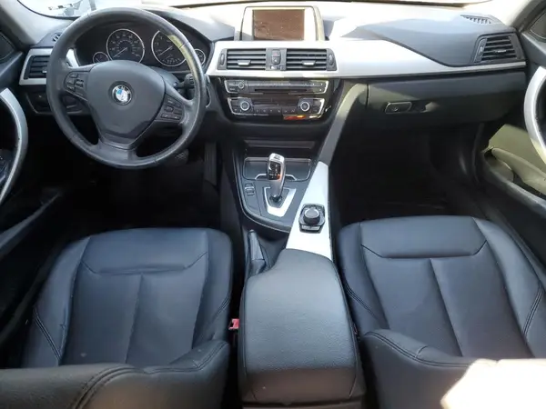 WBA8A9C50HK619674 2017 BMW 3ER - Image 8