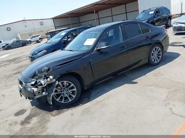 WBA8A9C50HK620436 2017 BMW 3ER - Image 2