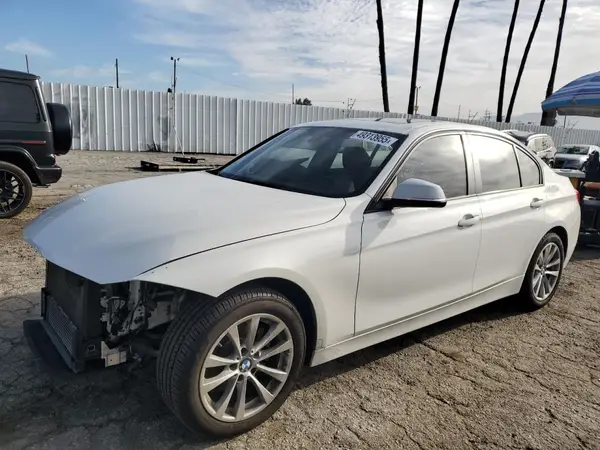 WBA8A9C50JAD27666 2018 BMW 3ER - Image 1