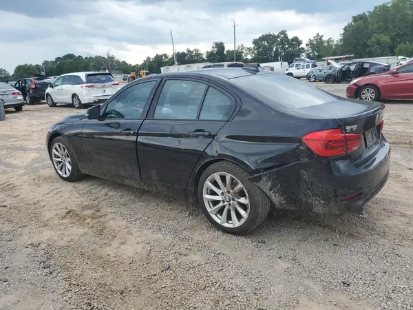 WBA8A9C50JAH12113 2018 BMW 3ER - Image 2