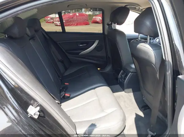 WBA8A9C50JAH12161 2018 BMW 3ER - Image 8