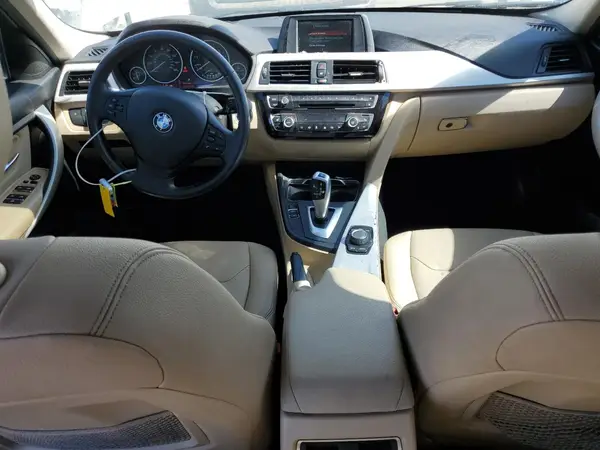 WBA8A9C50JAH12273 2018 BMW 3ER - Image 8