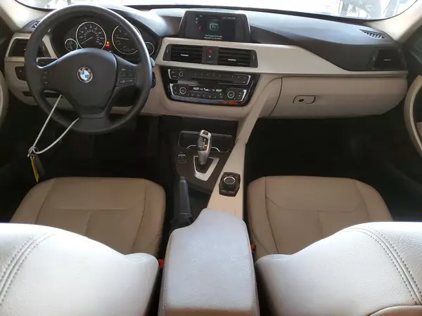 WBA8A9C50JAH12788 2018 BMW 3ER - Image 8