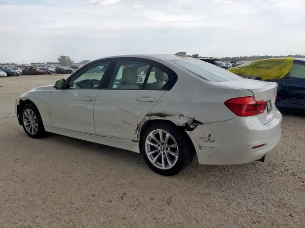 WBA8A9C50JAH13259 2018 BMW 3ER - Image 2