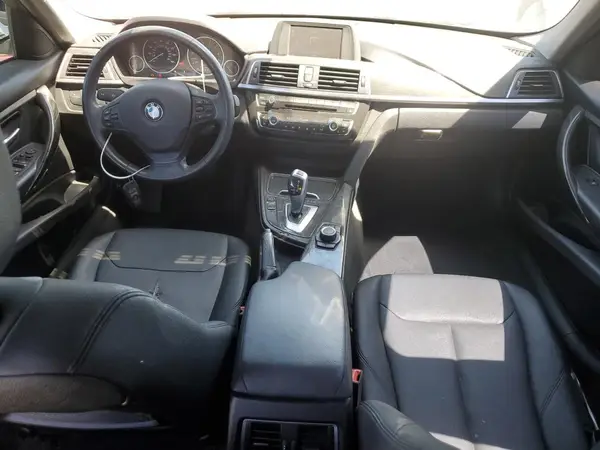 WBA8A9C50JAH13343 2018 BMW 3ER - Image 8