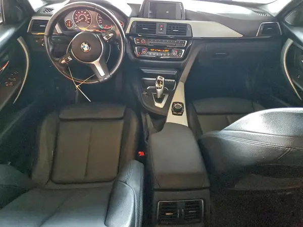 WBA8A9C50JAH13973 2018 BMW 3ER - Image 8