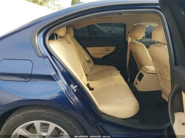 WBA8A9C50JAH14069 2018 BMW 3ER - Image 8