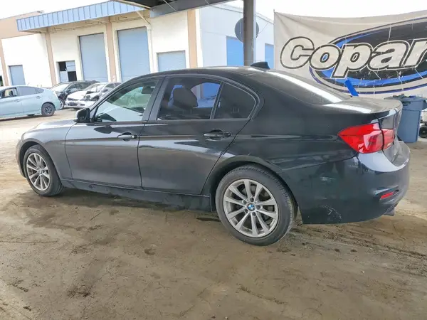 WBA8A9C51GK616605 2016 BMW 3ER - Image 2