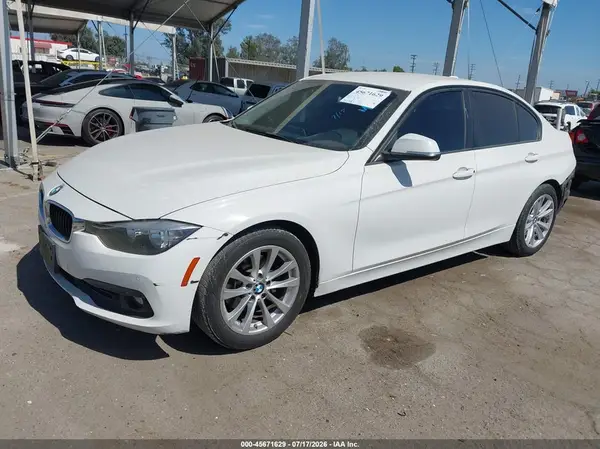 WBA8A9C51GK618824 2016 BMW 3ER - Image 2