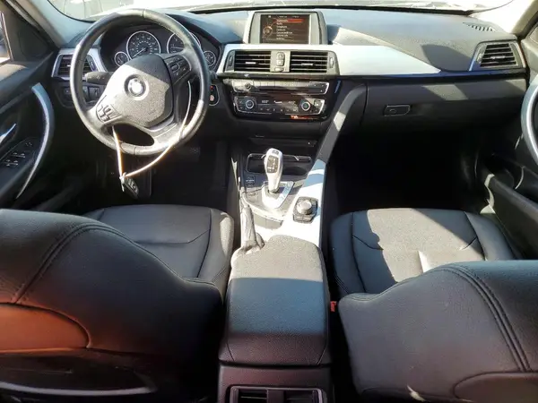 WBA8A9C51HK620283 2017 BMW 3ER - Image 8