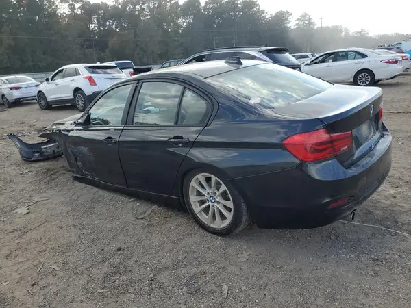 WBA8A9C51JAD26879 2018 BMW 3ER - Image 2