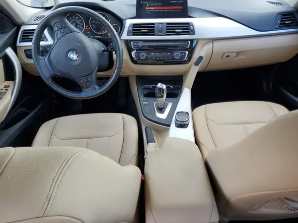 WBA8A9C51JAD26879 2018 BMW 3ER - Image 8