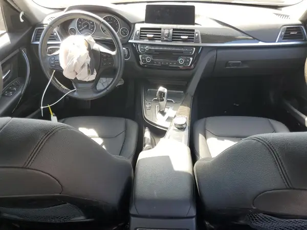 WBA8A9C51JAD26901 2018 BMW 3ER - Image 8