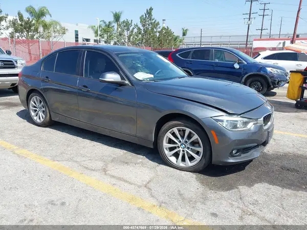 WBA8A9C51JAH12833 2018 BMW 3ER - Image 1