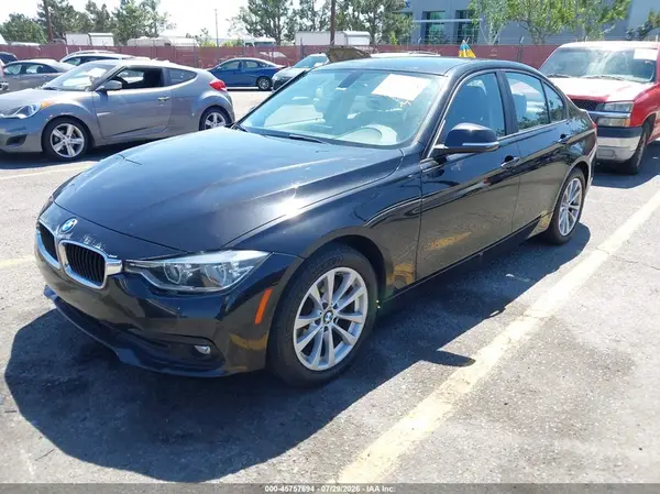 WBA8A9C51JAH13500 2018 BMW 3ER - Image 2