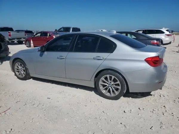 WBA8A9C52GK618413 2016 BMW 3ER - Image 2
