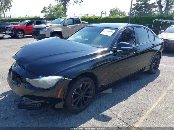 WBA8A9C52GK618945 2016 BMW 3ER - Image 2