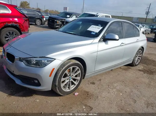 WBA8A9C52GK619206 2016 BMW 3ER - Image 2