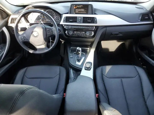 WBA8A9C52HK619899 2017 BMW 3ER - Image 8