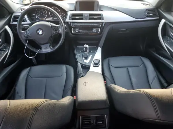 WBA8A9C52HK620387 2017 BMW 3ER - Image 8