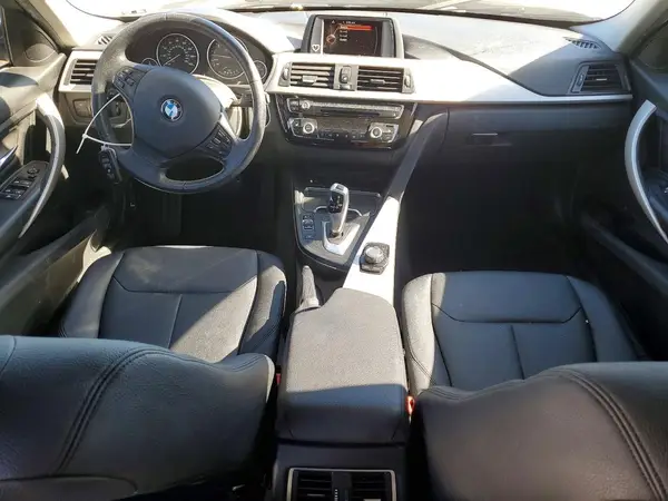 WBA8A9C52HK620504 2017 BMW 3ER - Image 8