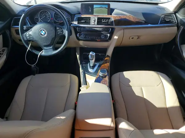 WBA8A9C52JAD26972 2018 BMW 3ER - Image 8