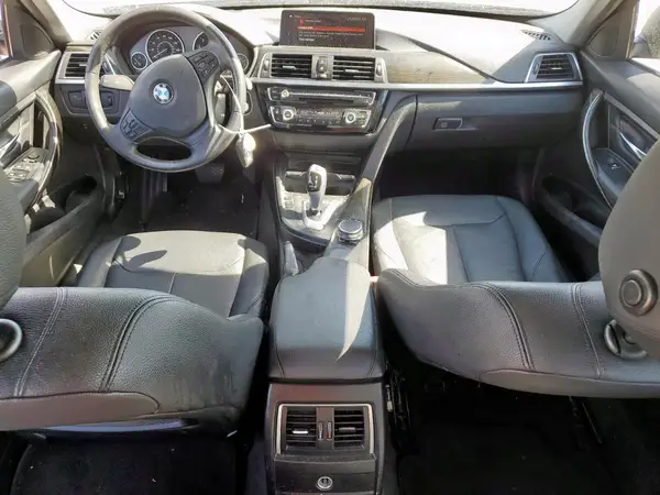 WBA8A9C52JAD27684 2018 BMW 3ER - Image 8