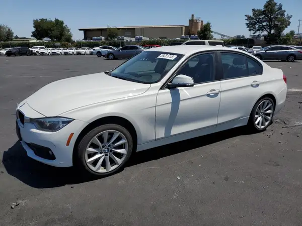 WBA8A9C52JAH12999 2018 BMW 3ER - Image 1
