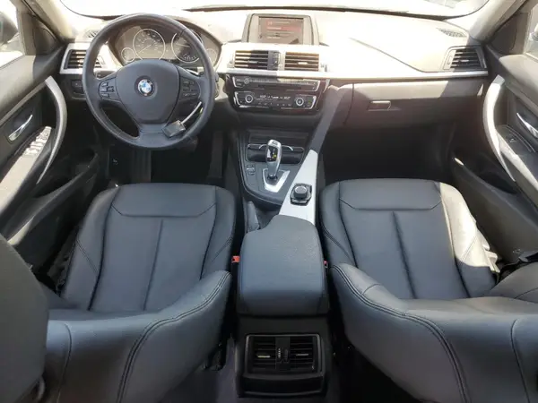 WBA8A9C52JAH12999 2018 BMW 3ER - Image 8