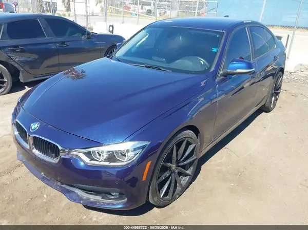 WBA8A9C52JK623425 2018 BMW 3ER - Image 2