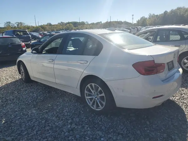 WBA8A9C53GK616797 2016 BMW 3ER - Image 2