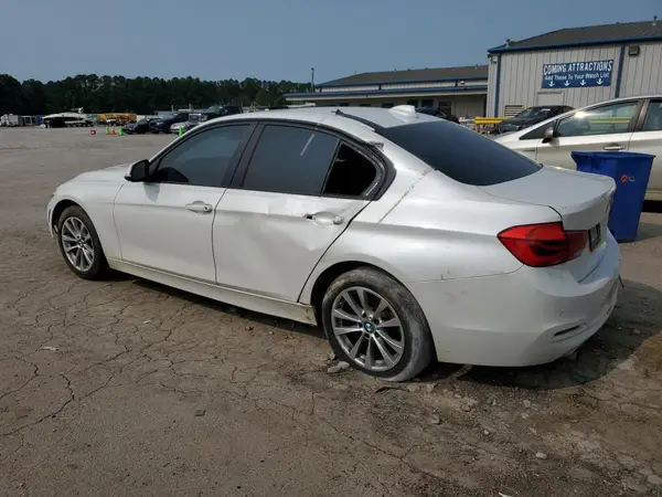 WBA8A9C53GK619232 2016 BMW 3ER - Image 2