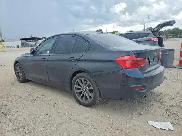 WBA8A9C53JK622963 2018 BMW 3ER - Image 2