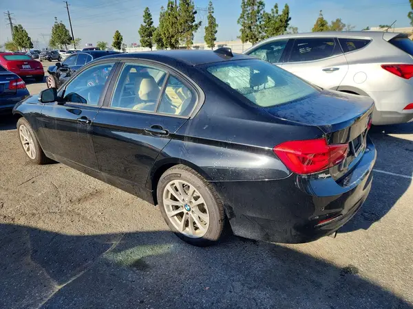 WBA8A9C54GK617862 2016 BMW 3ER - Image 2