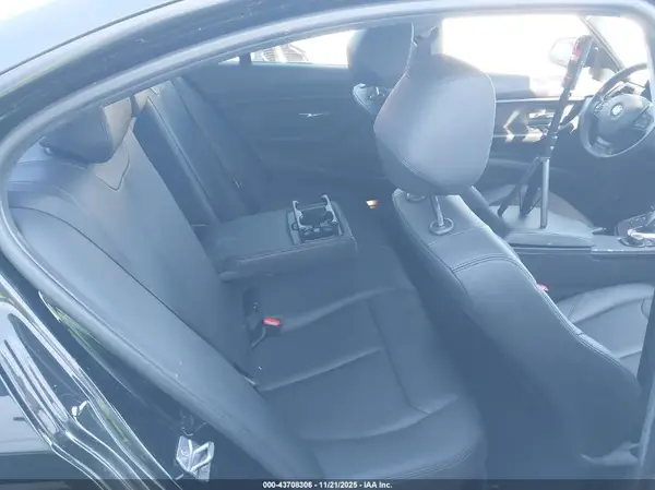 WBA8A9C54GK619000 2016 BMW 3ER - Image 8