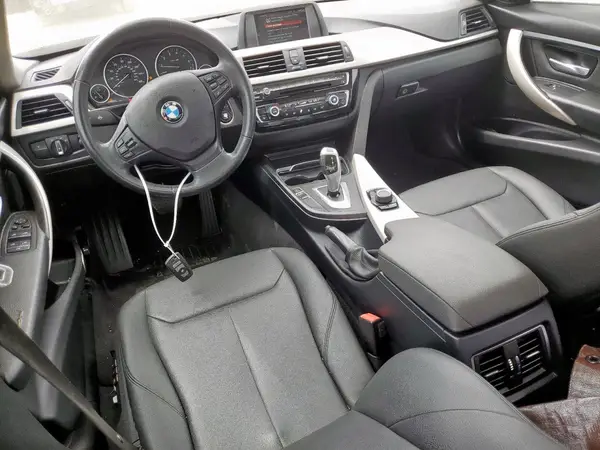 WBA8A9C54JAH11997 2018 BMW 3ER - Image 8