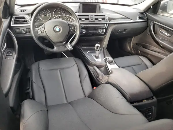 WBA8A9C54JK622857 2018 BMW 3ER - Image 8