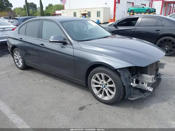 WBA8A9C54JK622910 2018 BMW 3ER - Image 1