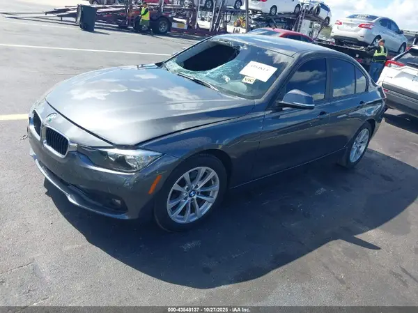 WBA8A9C55GK615635 2016 BMW 3ER - Image 2