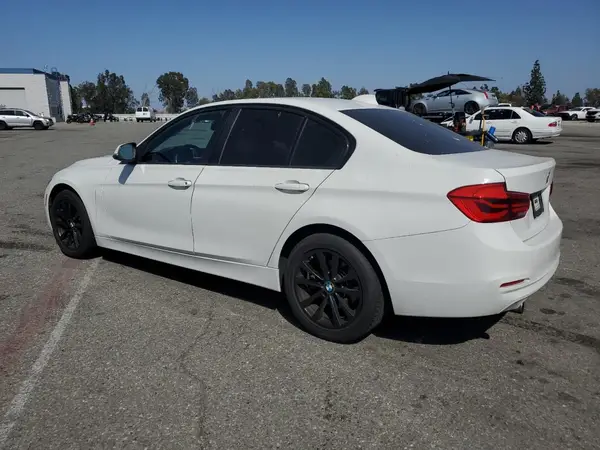 WBA8A9C55GK618261 2016 BMW 3ER - Image 2