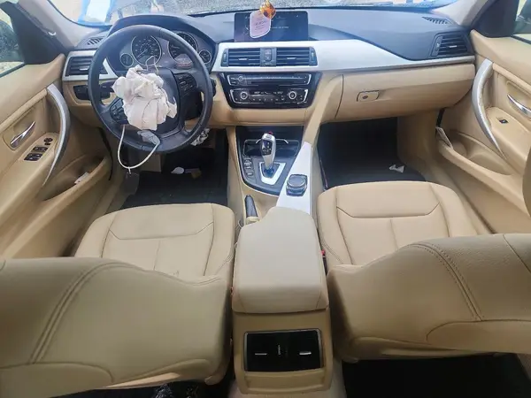 WBA8A9C55GK619104 2016 BMW 3ER - Image 8
