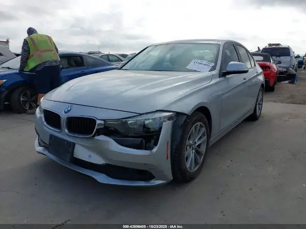 WBA8A9C55GK619149 2016 BMW 3ER - Image 2