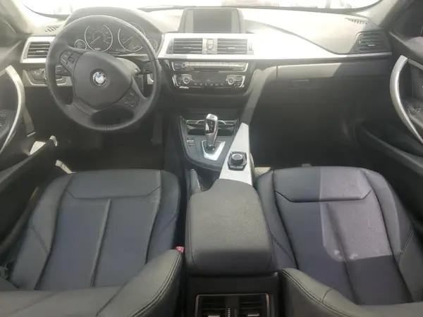 WBA8A9C55JAH12463 2018 BMW 3ER - Image 8