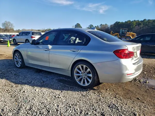 WBA8A9C55JAH12625 2018 BMW 3ER - Image 2