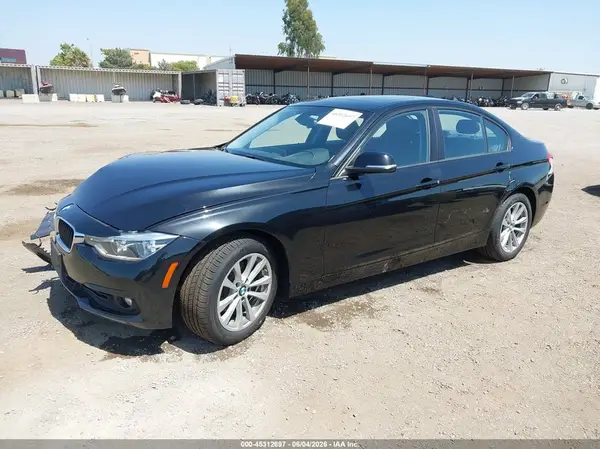 WBA8A9C55JK622849 2018 BMW 3ER - Image 2