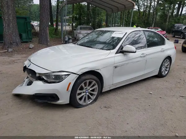 WBA8A9C55JK622897 2018 BMW 3ER - Image 2
