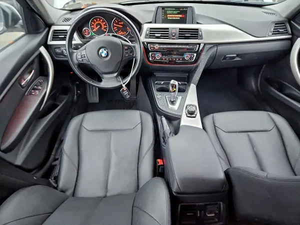 WBA8A9C55JK622995 2018 BMW 3ER - Image 8