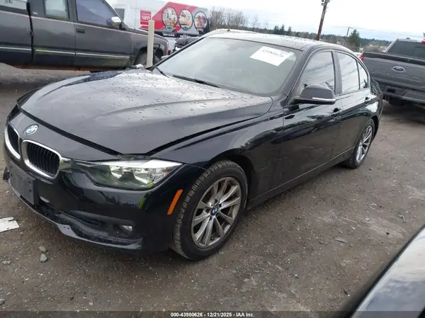 WBA8A9C56GK617989 2016 BMW 3ER - Image 2
