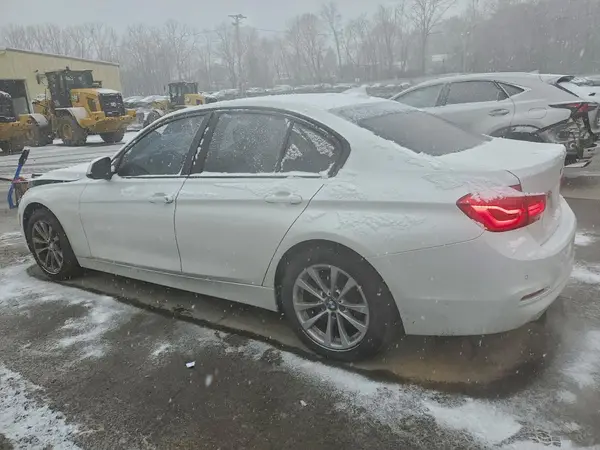 WBA8A9C56GK618480 2016 BMW 3ER - Image 2